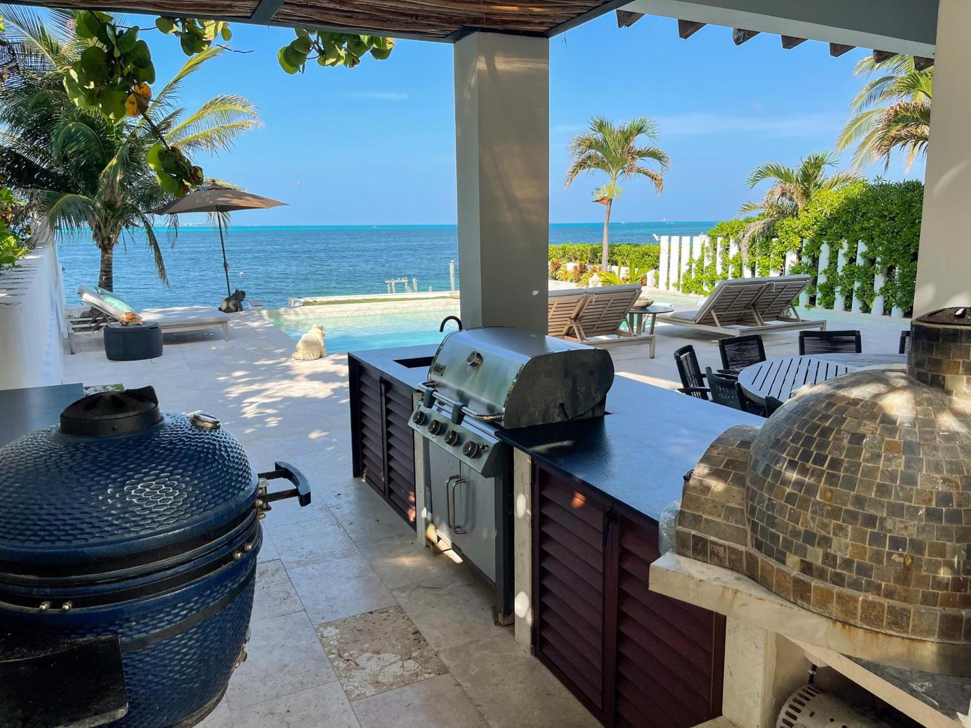 Luxury Beachfront Zone With Private Pool By Solmar Villa *